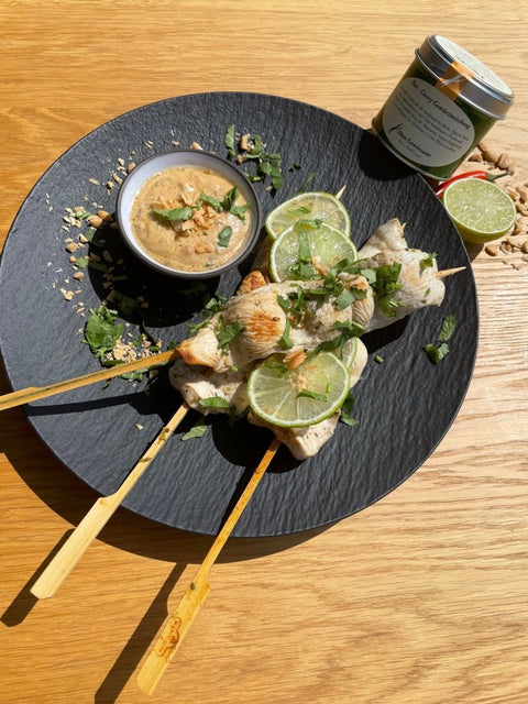 Thai - Curry Saté Spieße mit Erdnuss Sauce - www.altesgewuerzamt.live