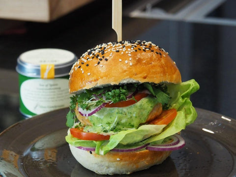 Fischburger Gewürzamtstyle mit Fischgenuss - www.altesgewuerzamt.live