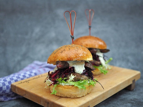 Lamm-Burger mit BBQ Rub Provence - www.altesgewuerzamt.live