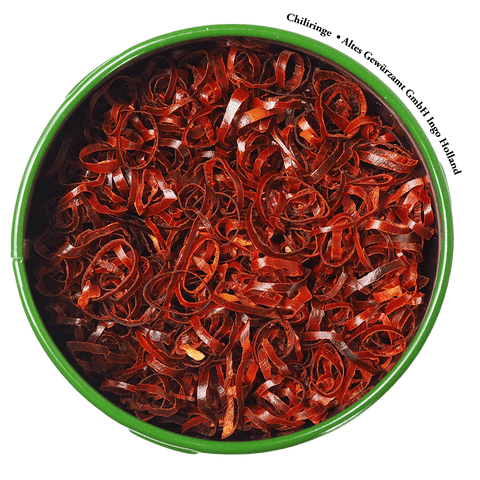 Chili rings detail – fruity-piquant heat for wok and pizza