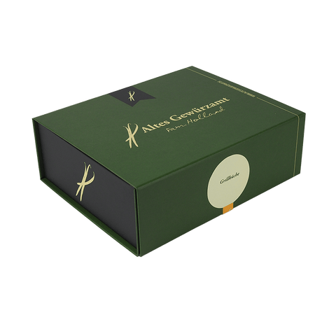 Grill Cuisine detail – curated grill spices in an elegant magnetic box