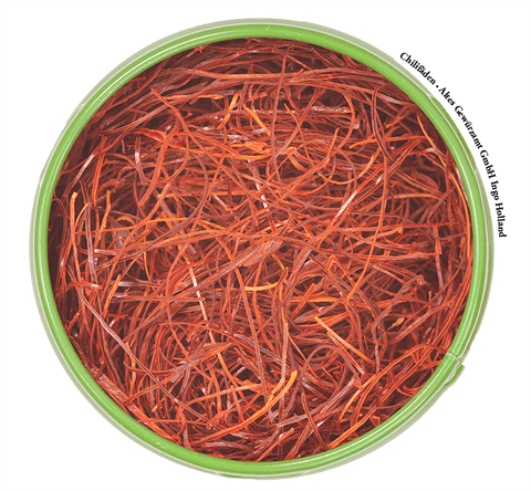 Chili threads close-up – finely cut with a subtle heat