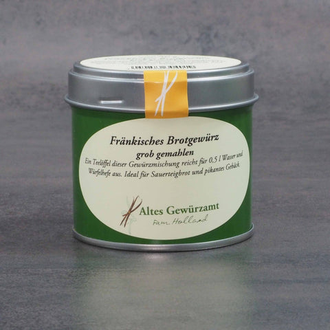 Franconian bread spice on sourdough bread – workshop bread seasoning in use