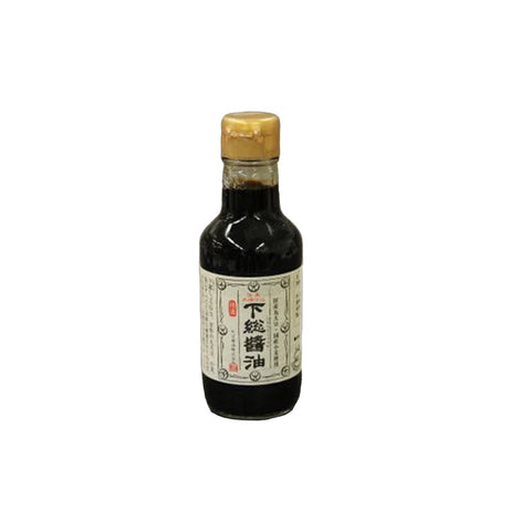Sojasauce Shimousa Glasflasche – japanische Koikuchi-Sojasauce aus Zedernholzfass